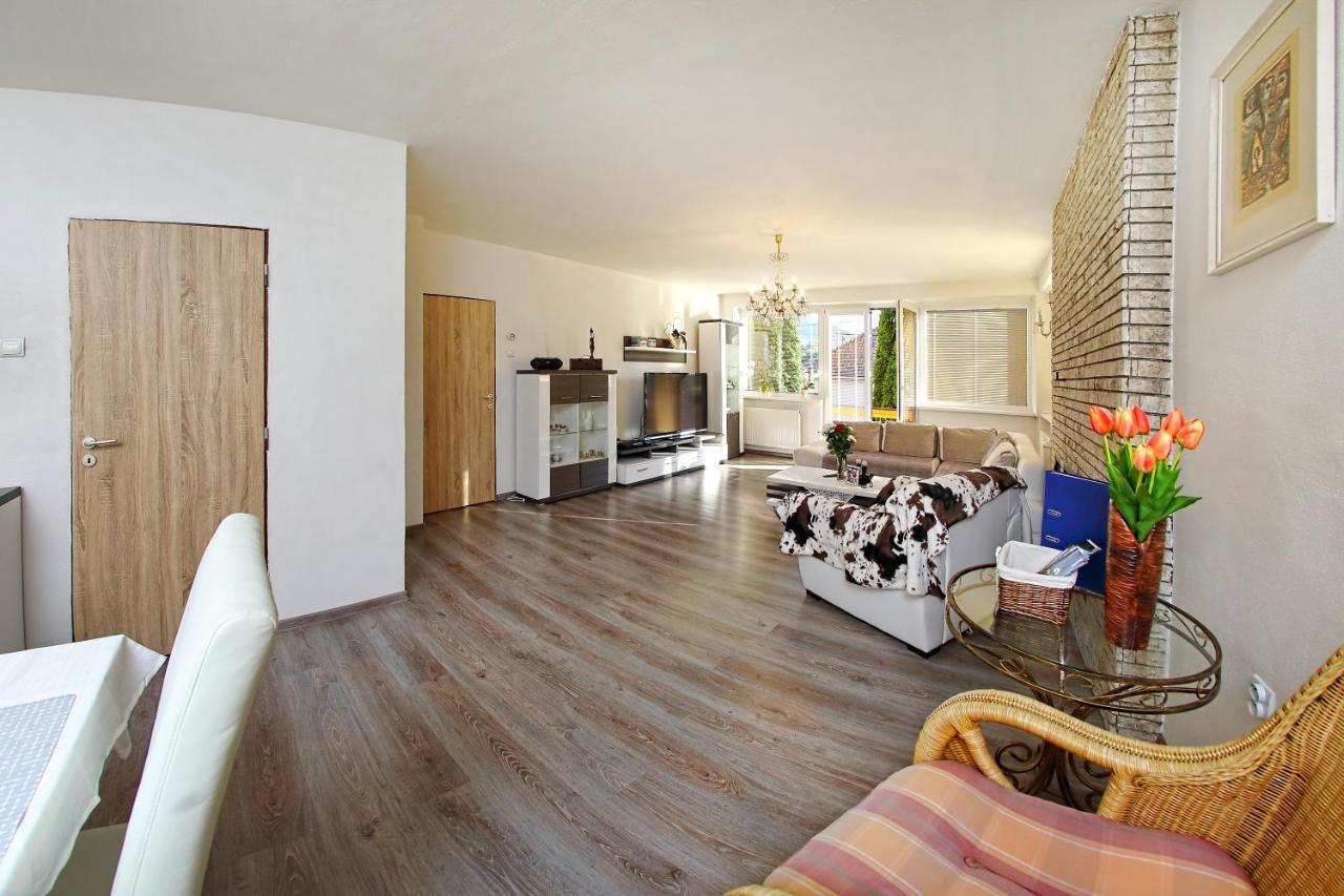 Villa Laura Liptovsky Mikulas Ngoại thất bức ảnh